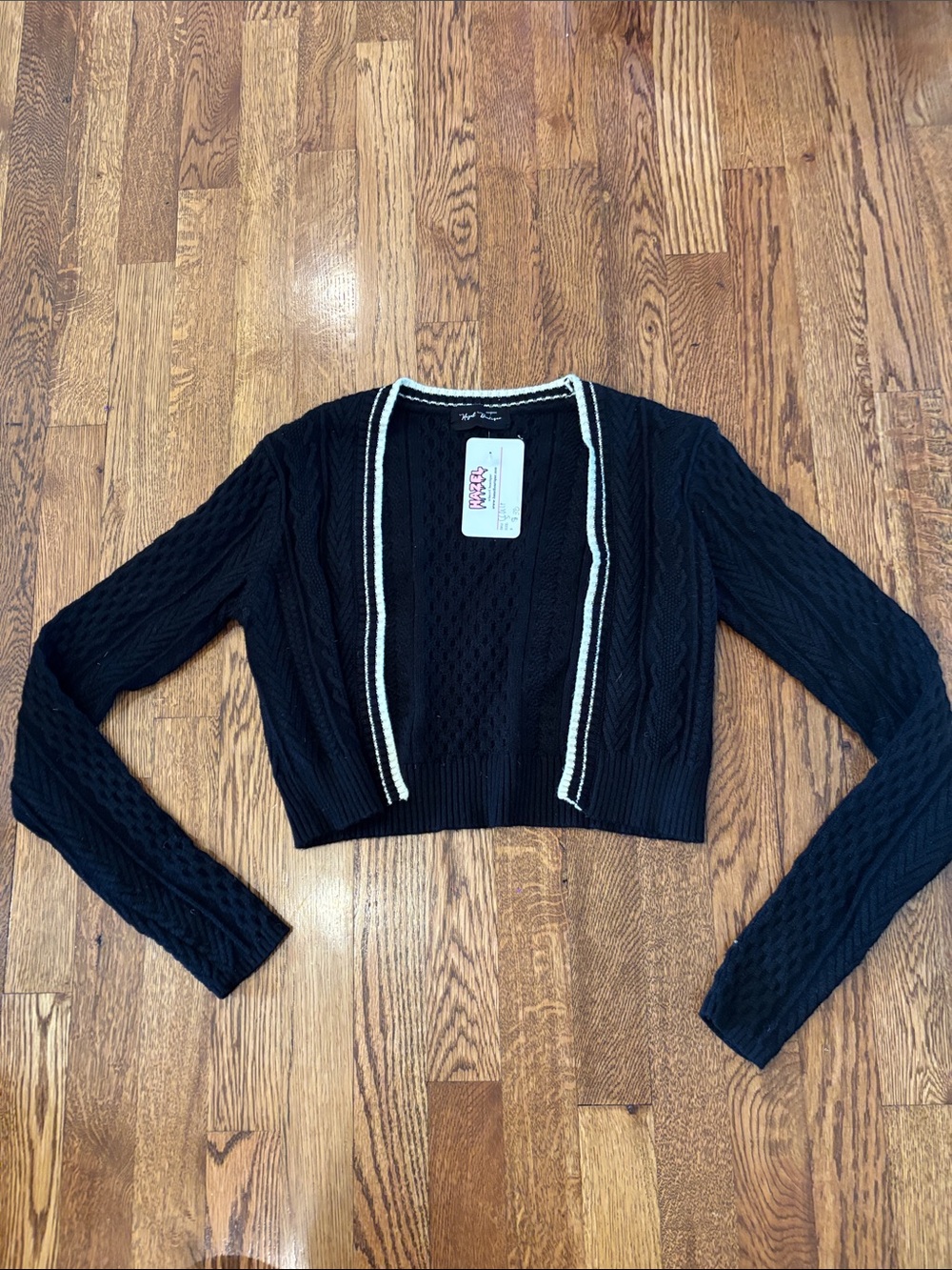 NWT Hazel Boutique Women’s Black Cropped Open Cardigan White Trim Size Small